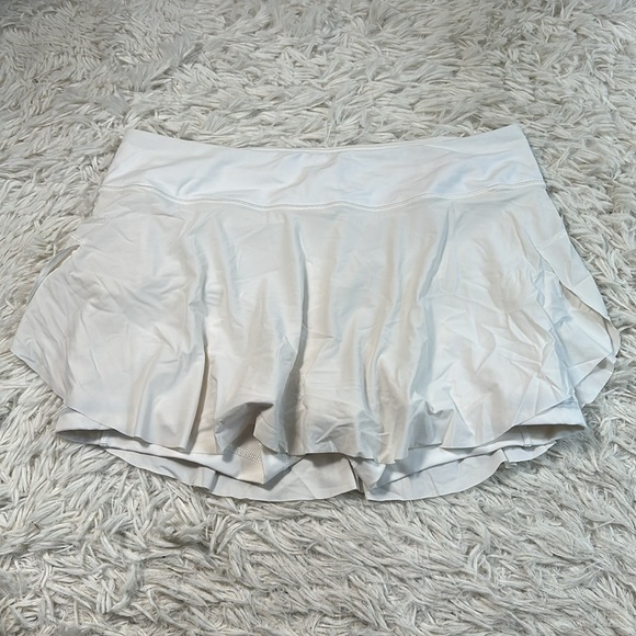 Lululemon Quick Pace Skirt (13") White - Picture 1 of 7